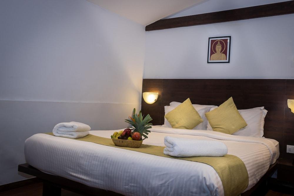 Resort Riva 4*